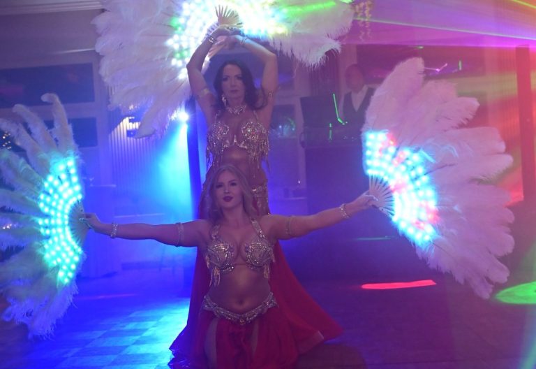 Bauchtanz Show 
Magie aus 1001 Nacht für Ihr Event in Ostfriesland! 

Sie suchen das besondere Highlight für Ihre Hochzeit, 
Event allerart